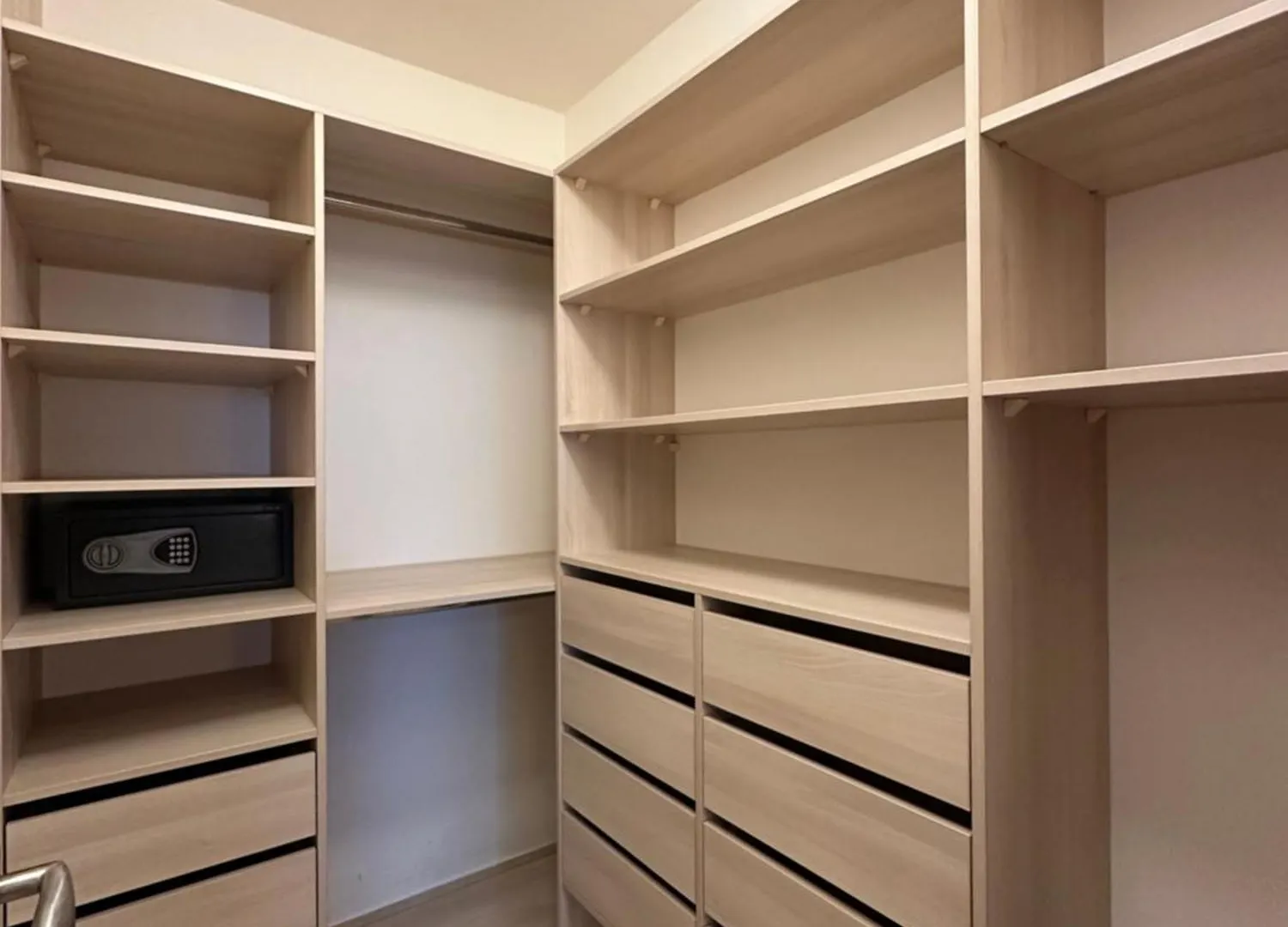Garden Towers Residence - Free Underground Parking Praga Apartament